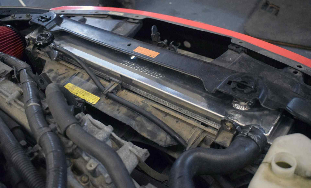 Radiatore Sportivo in Alluminio Nissan 350Z Z33 3.5 03-06