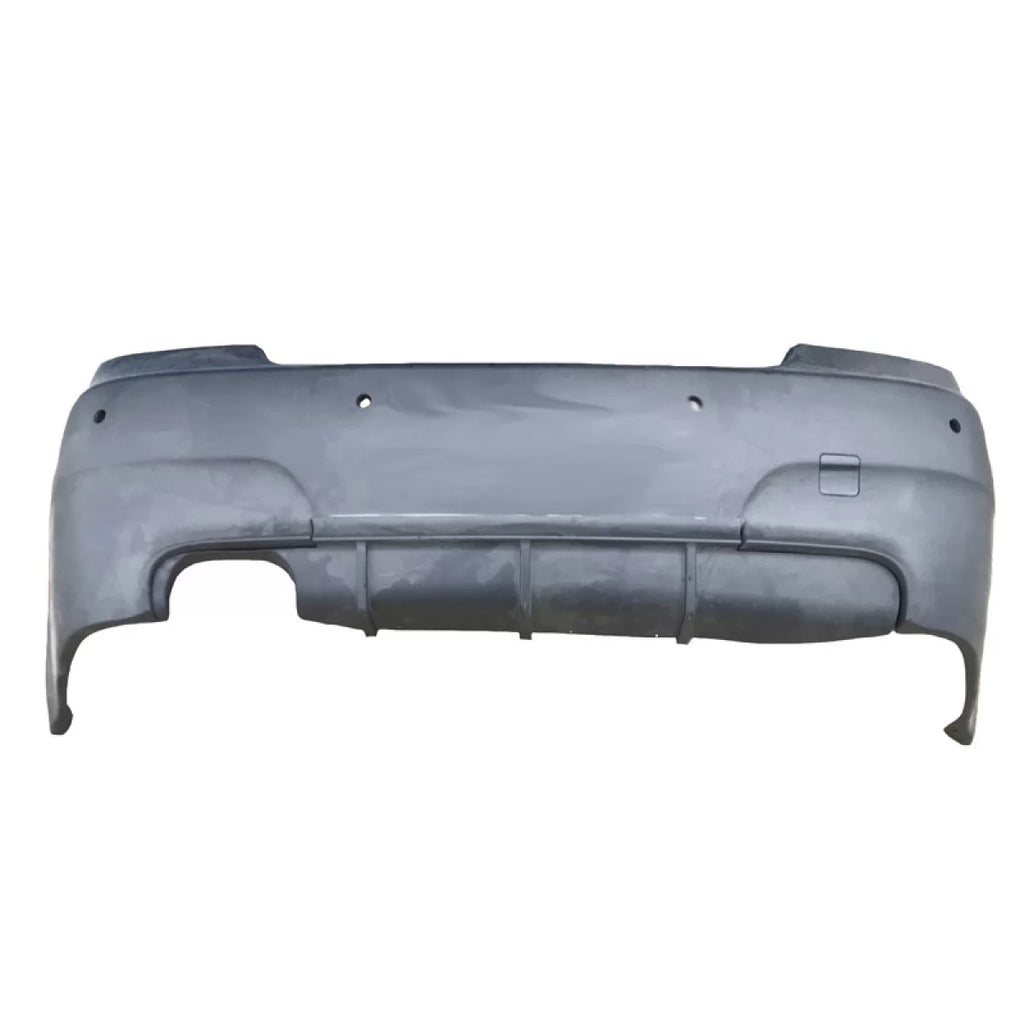 Paraurti posteriore per BMW 5 E60 03-10 M5 stile con sinistro scarico foro & PDC