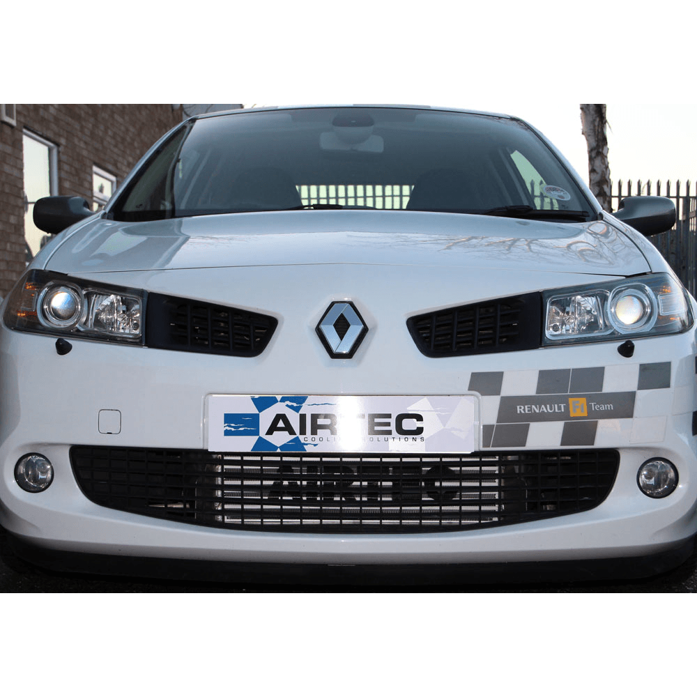 Aggiornamento intercooler con nucleo AIRTEC Motorsport da 95 mm con presa Air-Ram per Megane 2 225 e R26 - dettaglio 4