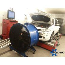 Carica l'immagine nel visualizzatore di Gallery, Aggiornamento intercooler con nucleo AIRTEC Motorsport da 95 mm con presa Air-Ram per Megane 2 225 e R26 - dettaglio 5