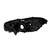 Carica l'immagine nel visualizzatore di Gallery, Scocca destra per LED faro anteriore on BMW Serie 2 F44 2020-2023