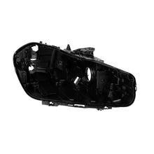 Carica l'immagine nel visualizzatore di Gallery, Scocca destra per LED faro anteriore on BMW Serie 2 F44 2020-2023