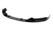 Carica l'immagine nel visualizzatore di Gallery, Spoiler Anteriore BMW G30 / G31 look Performance II Nero Lucido BMW G30