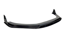 Carica l'immagine nel visualizzatore di Gallery, Spoiler Anteriore In Carbonio Porsche Panamera 971 Look GTS Porsche Panamera