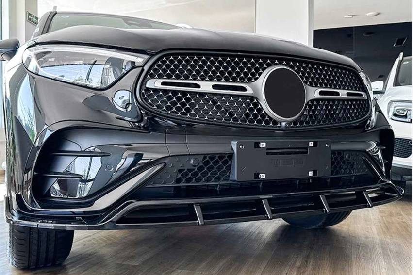 Spoiler Anteriore Mercedes X254 / C254 2023+ Look AMG Nero lucido Mercedes X254