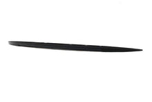Carica l'immagine nel visualizzatore di Gallery, Spoiler Bmw F44 Look M-Performance Nero lucido BMW F44