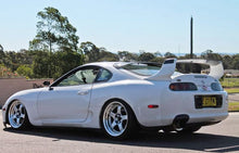 Carica l'immagine nel visualizzatore di Gallery, Spoiler Posteriore TRD Style SK-Import Toyota Supra Mk4 A80 Carbonio - foto 5