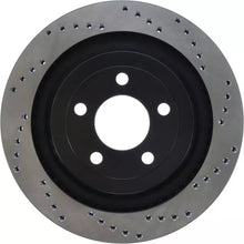 StopTech HC posteriore Dischi freno 330mm drilled per Ford Mustang 15-22