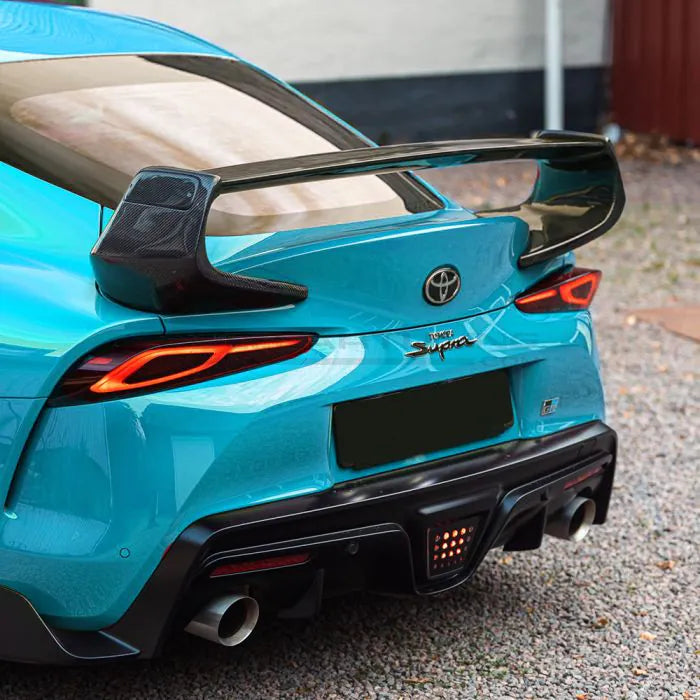 CarbonWorks Spoiler posteriore ST Style in carbonio per Toyota Supra A90 dal 2019 - foto 1