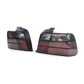 Set Fanali posteriori neri fumé compatibile Serie 3 BMW E36 berlina 1990-1998