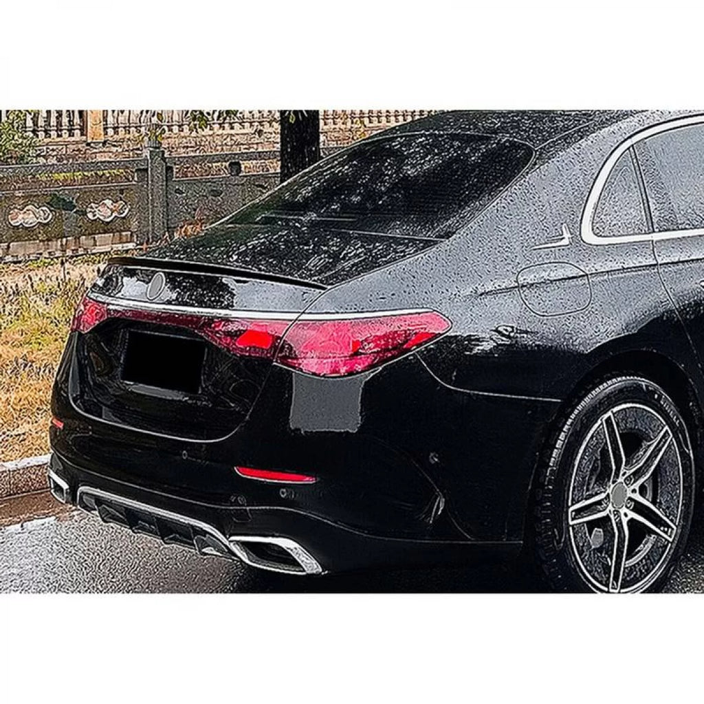 Spoiler baule per Mercedes-Benz Classe E W214 2024+ A design V2 stile ABS plastica Nero lucido