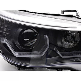 Kit fari anteriori con 3D LED Angel Eyes per BMW Serie 5 E60 berlina, E61 Touring 2003-2007 con nero base, sinistro