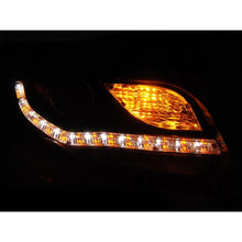 Carica l'immagine nel visualizzatore di Gallery, Set fari anteriori per Audi A4 B7 2004-2008 con cromato base, sinistro e destro tuning