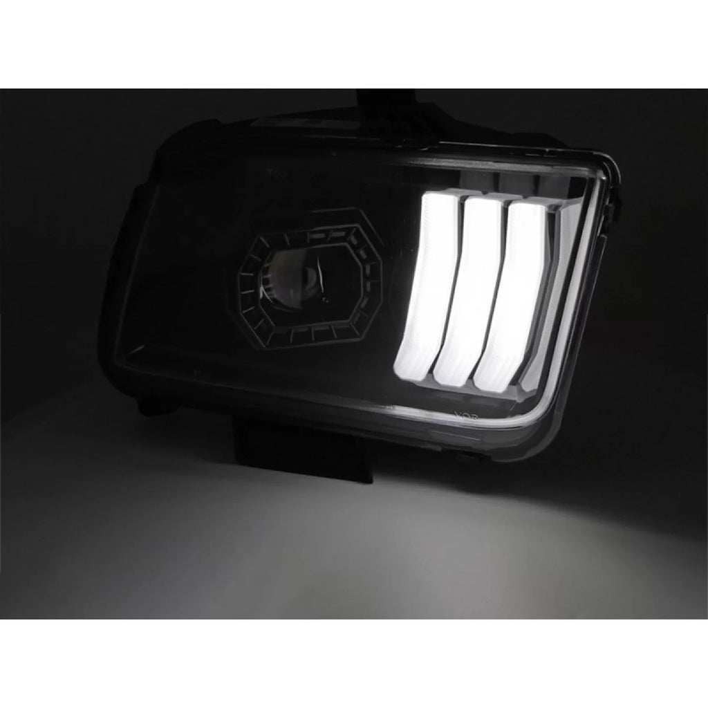 Set fari anteriori per Ford Mustang 2004-2009 con nero base tuning