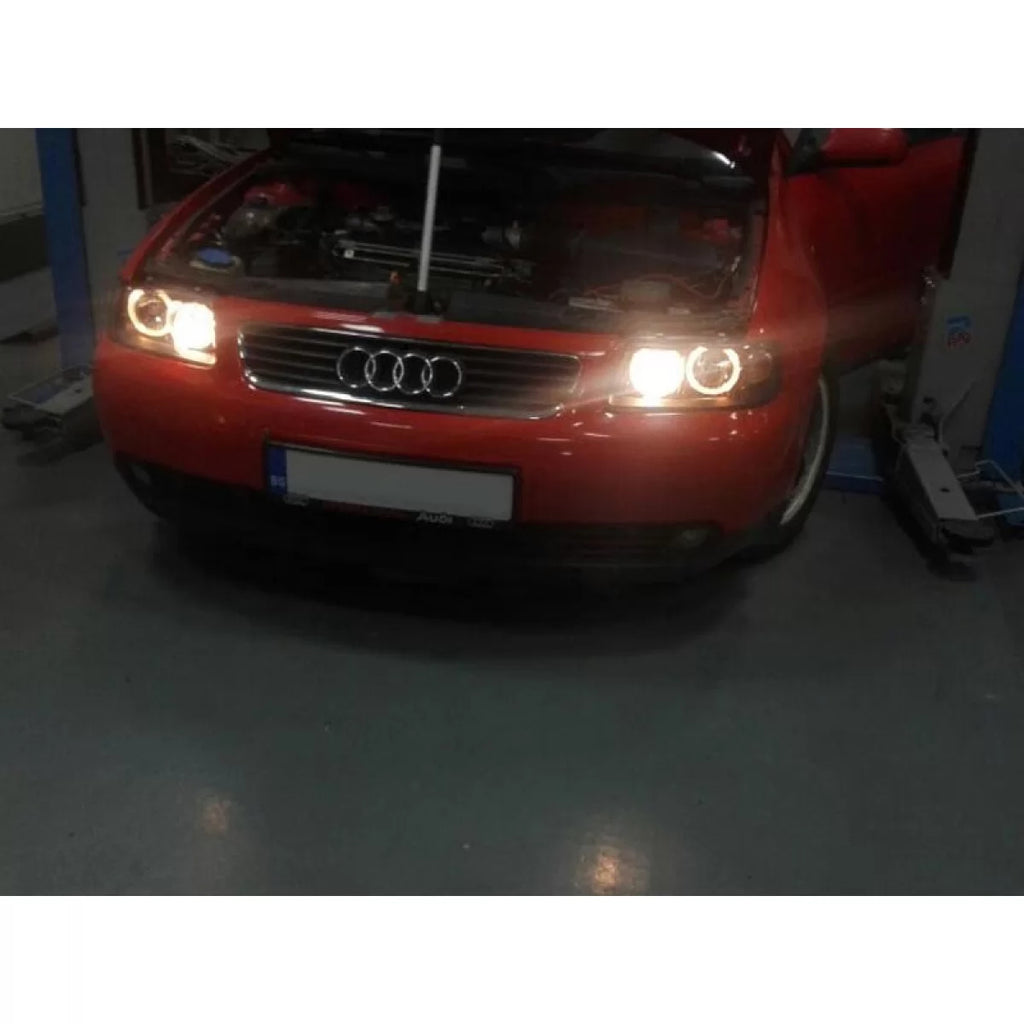 Set fari anteriori con lampade alogene Angel Eyes per Audi A3 09.2000-05.2003, sinistro e destro tuning