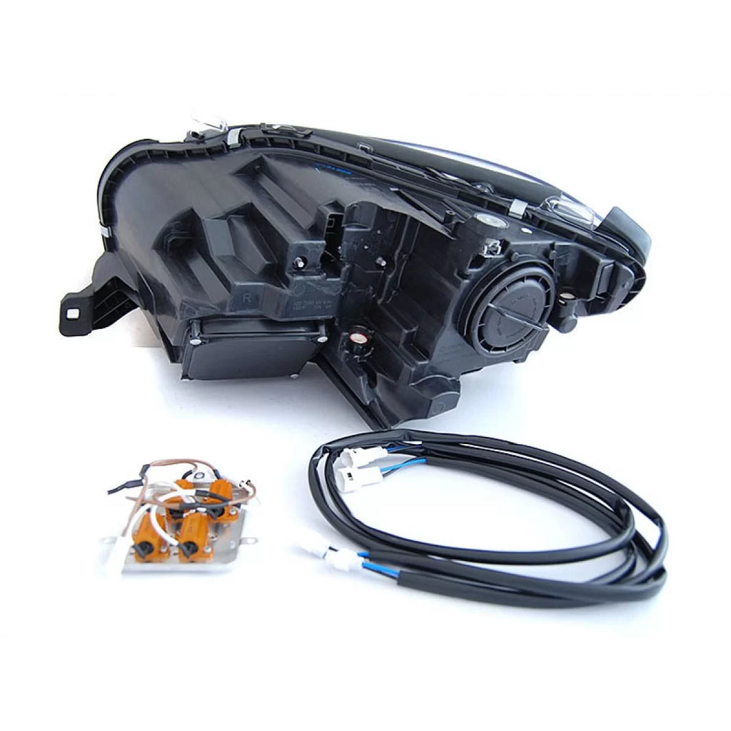 Set fari anteriori per Mercedes ML W166 2011-2015 con nero base, sinistro e destro tuning