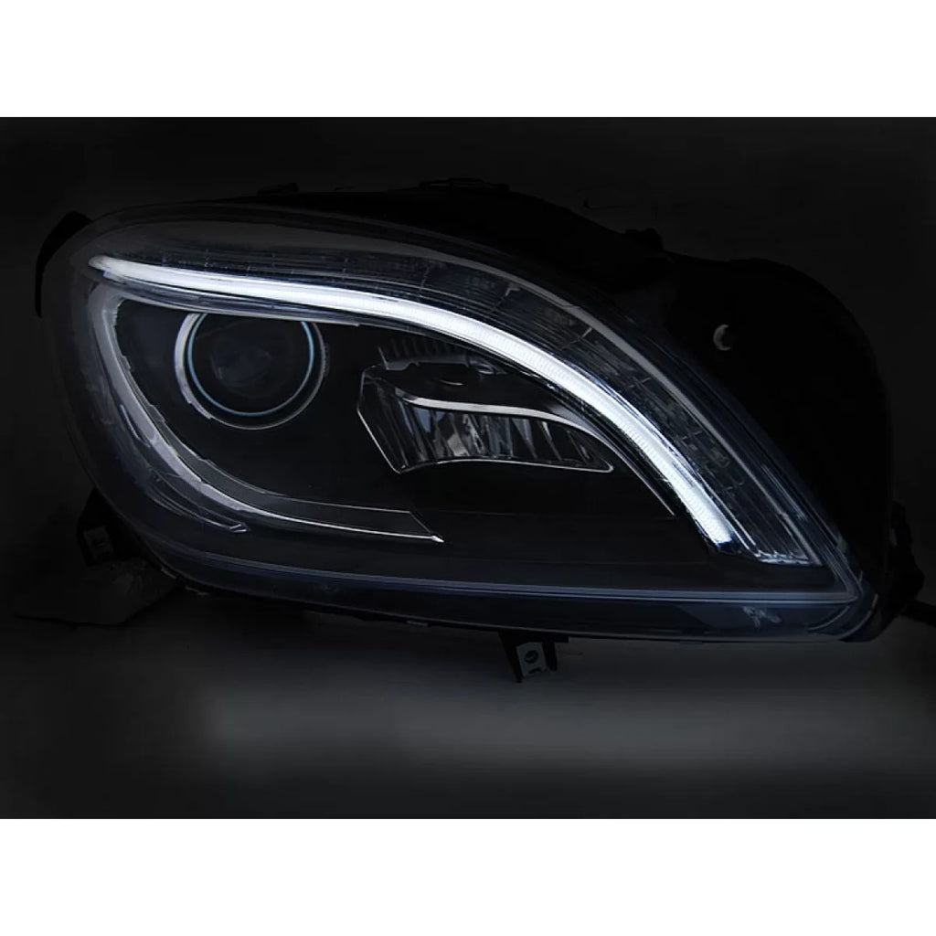Set fari anteriori per Mercedes ML W166 2011-2015 con nero base, sinistro e destro tuning