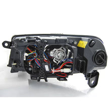 Carica l'immagine nel visualizzatore di Gallery, Set fari anteriori con autentico DRL luci per Audi A6 C6 04.2004-2008 berlina/wagon, sinistro e destro tuning