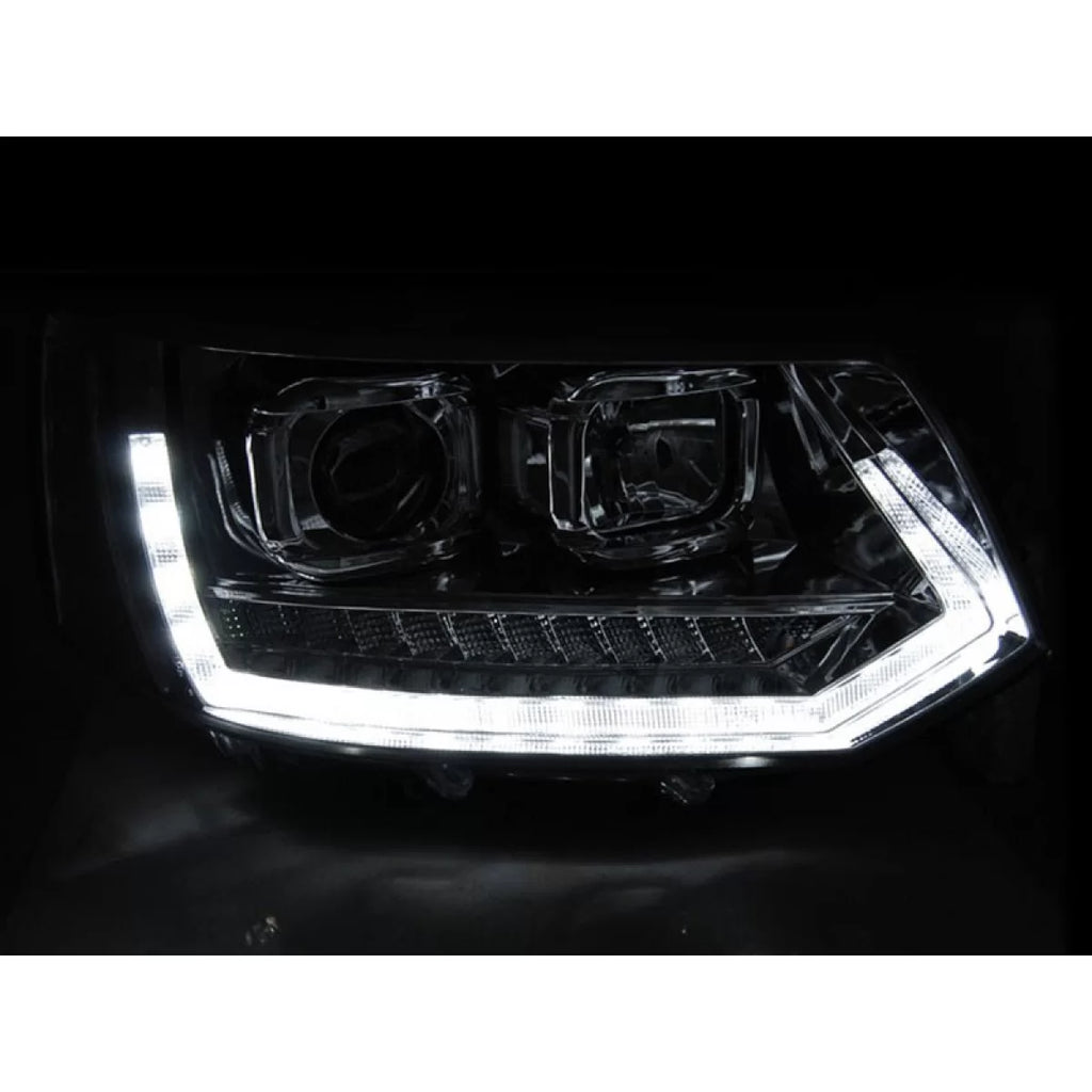 Set fari anteriori per VW T5 2010-2015 con cromato base, sinistro e destro tuning