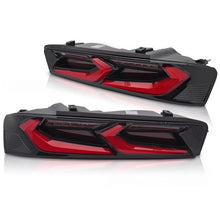Carica l'immagine nel visualizzatore di Gallery, Set fanali posteriori LED per Chevrolet Camaro 2016-2018, con dinamico Indicatore di direzione, nero-rosso base