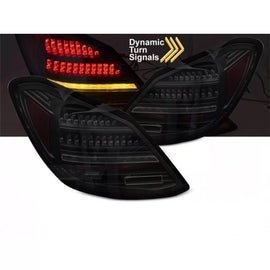 Set fanali posteriori LED per Mercedes Classe C W205 berlina 2014-2021, fumé base, con dinamico Indicatore di direzione