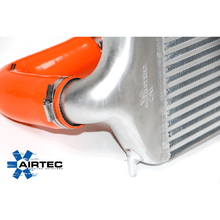 Load image into Gallery viewer, Aggiornamento intercooler AIRTEC Motorsport per Vauxhall Astra J VXR - dettaglio 7