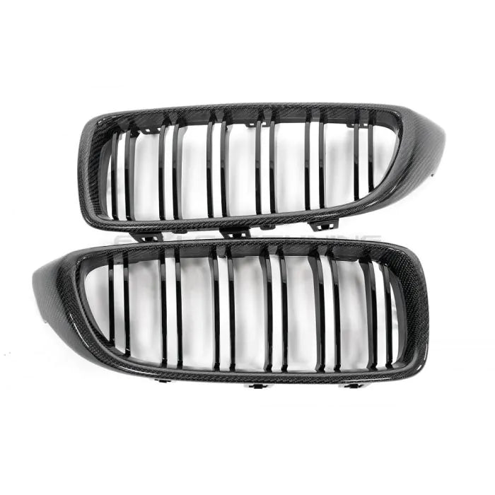 CarbonWorks Griglia sportiva in carbonio per BMW M3 F80 2014-2018 e Serie 4 F32/F33/F36/F82/F83 2013-2022 - foto 1
