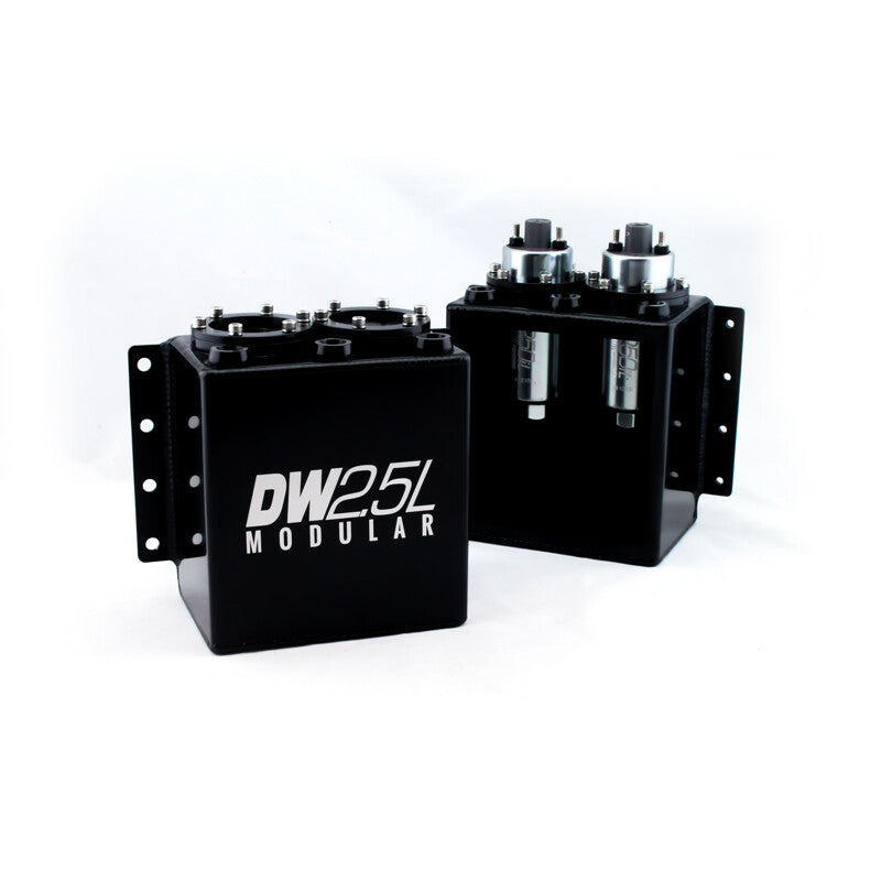 Surge tank Deatschwerks 2.5L in alluminio nero con raccordi Dash 8