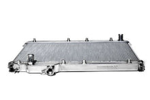 Carica l&#39;immagine nel visualizzatore di Gallery, Radiatore in Alluminio Koyo per Subaru Impreza 92-00 GC8 2.0T EJ20 36mm