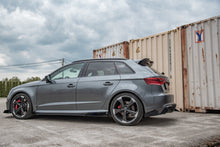 Carica l&#39;immagine nel visualizzatore di Gallery, Splitter Laterali Posteriori Racing Durability + Flap Audi RS3 8V Sportback