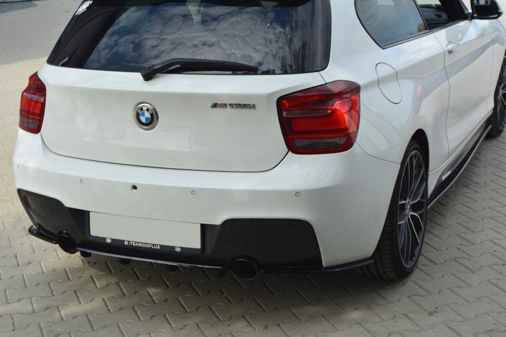 Splitter posteriore centrale BMW Serie 1 F20/F21 M-Power (con barre verticali)