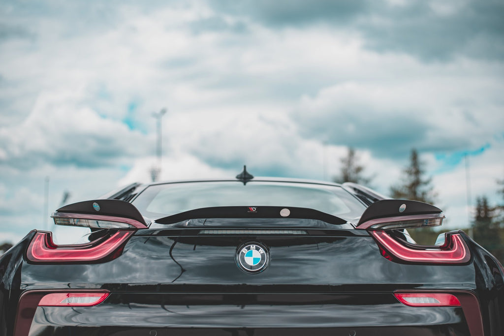 Spoiler portellone centrale BMW i8