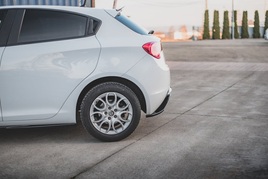 Splitter Laterali Posteriori V.3 Alfa Romeo Giulietta Facelift