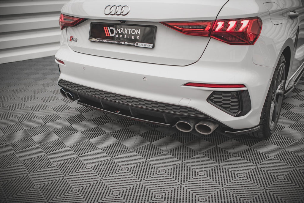 Splitter posteriore centrale per Audi S3 Sportback 8Y