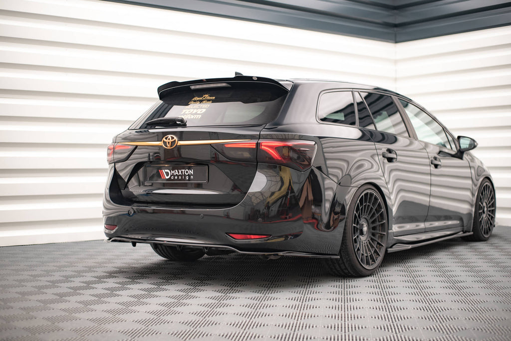 Estensione spoiler posteriore Toyota Avensis Mk3 Facelift Wagon