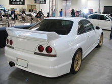 Load image into Gallery viewer, SPOILER NISSAN SKYLINE R33