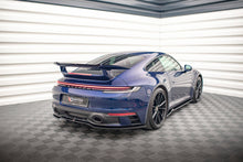 Carica l&#39;immagine nel visualizzatore di Gallery, Splitter posteriore centrale (con barre verticali) V.1 Porsche 911 Carrera Aero 992