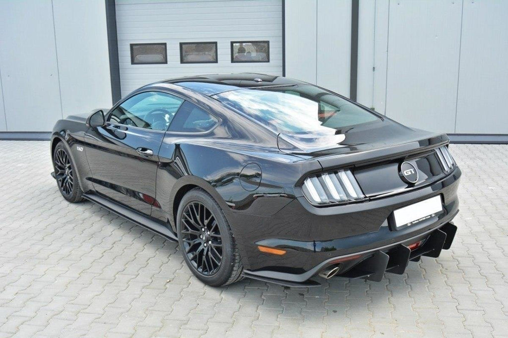 Diffusori sotto minigonne racing Ford Mustang GT Mk6