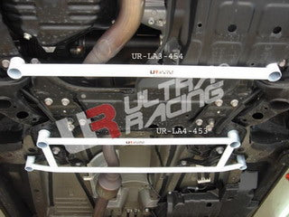 Toyota RAV4 2.4 06+ UltraRacing 2-punti Lower Tiebar Anteriore - em-power.it