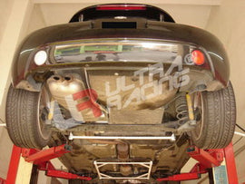 VW New Beetle UltraRacing 2-punti Lower Tiebar Posteriore 325 - em-power.it