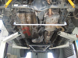 SsangYong Rexton 01-05 UltraRacing 2-punti Lower Tiebar Posteriore - em-power.it