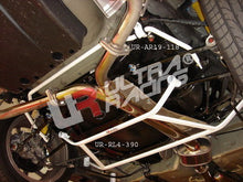 Carica l&#39;immagine nel visualizzatore di Gallery, Honda Accord 03-08 4D UltraRacing 4-punti Posteriore Lower Brace - em-power.it