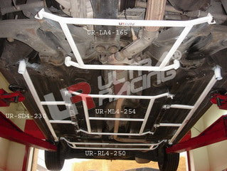Mitsubishi FTO UltraRacing 2x 4-punti Side Floor Bars - em-power.it