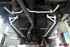 Nissan S13 89-94 UltraRacing 2x 4-punti Side/Floor Bars - em-power.it