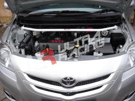 Toyota Yaris HB/Sedan 05+ UltraRacing Anteriore Strutbar V1 402 - em-power.it