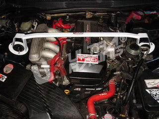 Lexus IS200/AS200 UltraRacing 2-punti Anteriore Upper Strutbar - em-power.it