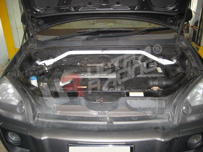 Hyundai Tucson 05-09 UltraRacing Anteriore Upper Strutbar - em-power.it