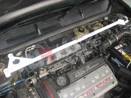 Alfa Romeo 146 UltraRacing 2-punti Anteriore Upper Strutbar - em-power.it