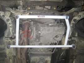 BMW 3-Series E36 318/328 UltraRacing 4-punti Anteriore H-Brace - em-power.it