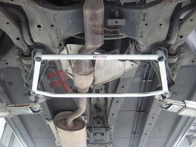 Nissan Murano 2WD 06+ UltraRacing 4-punti Anteriore H-Brace - em-power.it